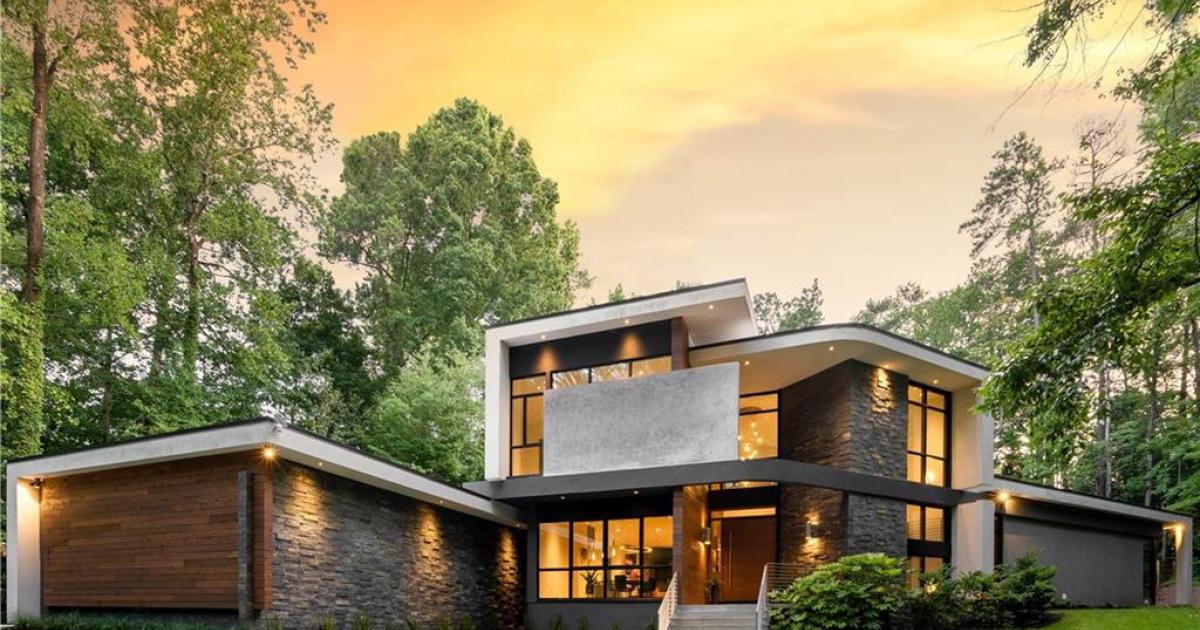 'Breathtaking' Buckhead modern from 2019 lists for first time